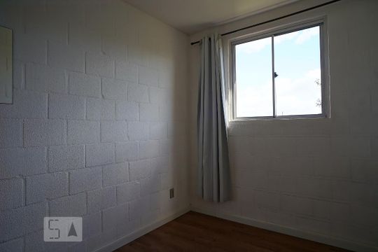 Quarto 1 de apartamento à venda com 2 quartos, 38m² em Mário Quintana, Porto Alegre
