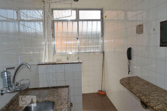 Cozinha e Área de Serviço de apartamento à venda com 2 quartos, 50m² em Fonseca, Niterói