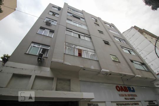 Fachada do Condomínio de apartamento à venda com 1 quarto, 40m² em Centro, Rio de Janeiro