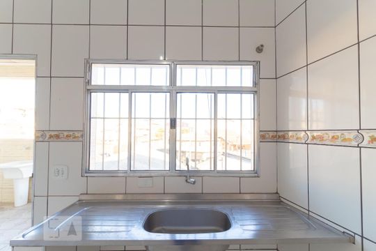 Cozinha de casa para alugar com 1 quarto, 40m² em Cidade Patriarca, São Paulo
