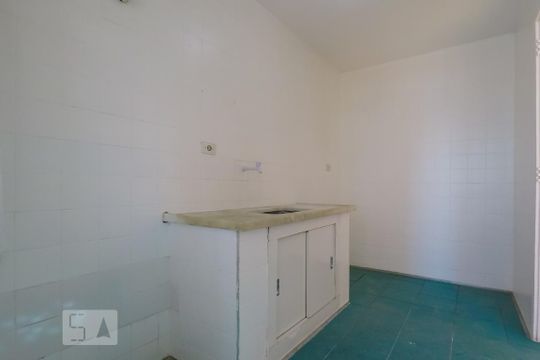 Cozinha de apartamento para alugar com 1 quarto, 55m² em Cambuci, São Paulo