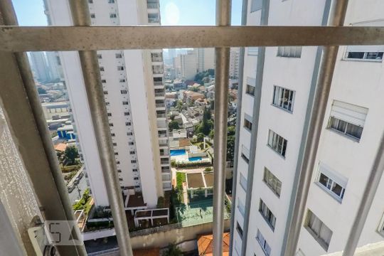 Vista Quarto de apartamento para alugar com 1 quarto, 55m² em Cambuci, São Paulo