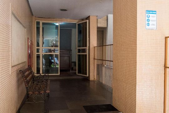 Hall de apartamento à venda com 2 quartos, 78m² em Centro Histórico, Porto Alegre