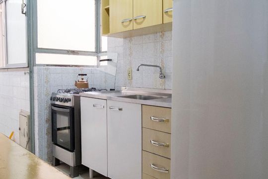 Cozinha de apartamento à venda com 2 quartos, 78m² em Centro Histórico, Porto Alegre