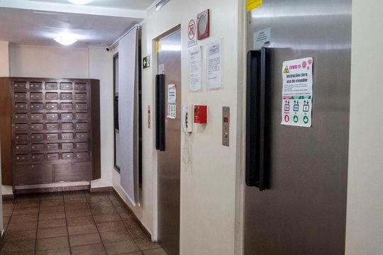Elevadores de apartamento à venda com 2 quartos, 78m² em Centro Histórico, Porto Alegre