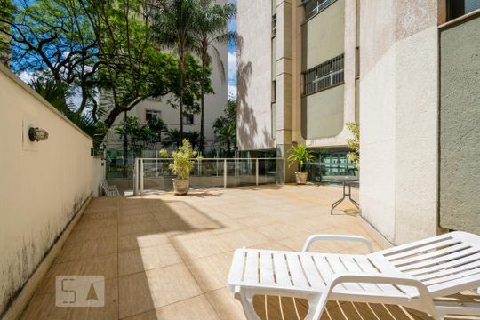 Área comum de apartamento para alugar com 2 quartos, 69m² em Santo Antônio, Belo Horizonte