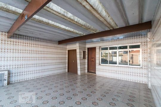 Garagem de casa à venda com 2 quartos, 170m² em Vila Hermínia, Guarulhos