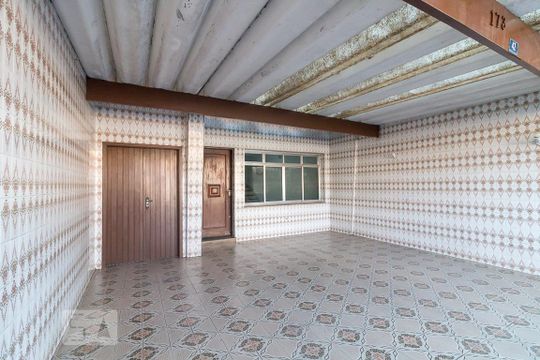 Garagem de casa à venda com 2 quartos, 170m² em Vila Hermínia, Guarulhos