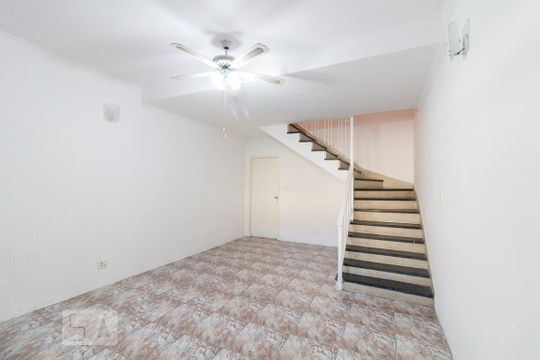 Sala de casa à venda com 2 quartos, 170m² em Vila Hermínia, Guarulhos