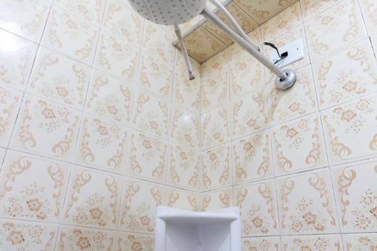 Banheiro de serviço - chuveiro de casa à venda com 2 quartos, 170m² em Vila Hermínia, Guarulhos