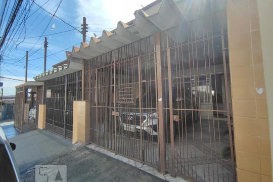 fachada  de casa à venda com 3 quartos, 80m² em Casa Verde Alta, São Paulo