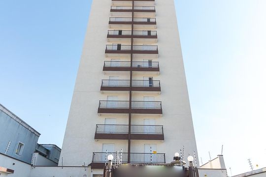 Fachada do prédio de apartamento à venda com 2 quartos, 48m² em Vila Rosália, Guarulhos