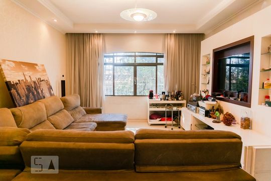 Casa à venda com 3 quartos, 230m² em Sítio do Mandaqui, São Paulo