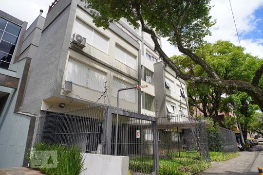 Fachada do bloco de apartamento à venda com 3 quartos, 150m² em Floresta, Porto Alegre