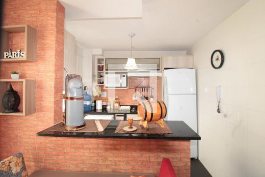 Cozinha e Área de Serviço de apartamento à venda com 2 quartos, 42m² em São José, Canoas