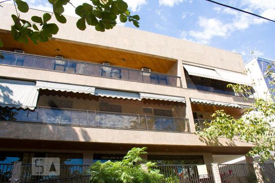 Fachada do bloco de apartamento à venda com 4 quartos, 129m² em Jardim Guanabara, Rio de Janeiro