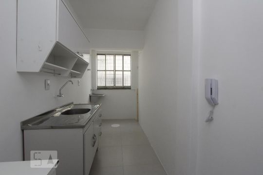 COZINHA de apartamento para alugar com 1 quarto, 38m² em Jardim Leopoldina, Porto Alegre