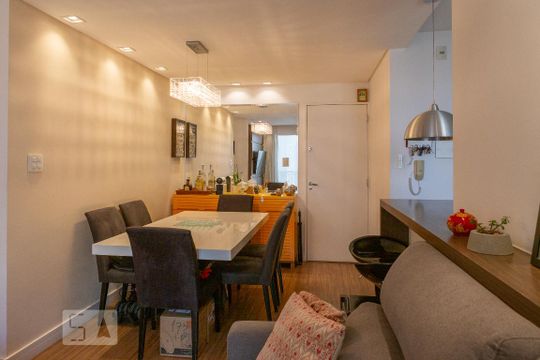 Sala de apartamento à venda com 2 quartos, 53m² em Lapa, São Paulo