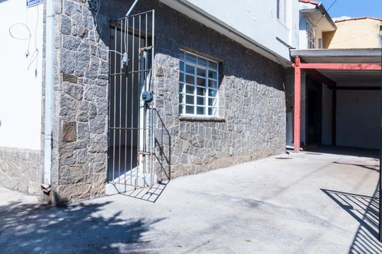 Fachada de casa à venda com 2 quartos, 115m² em Vila da Saúde, São Paulo