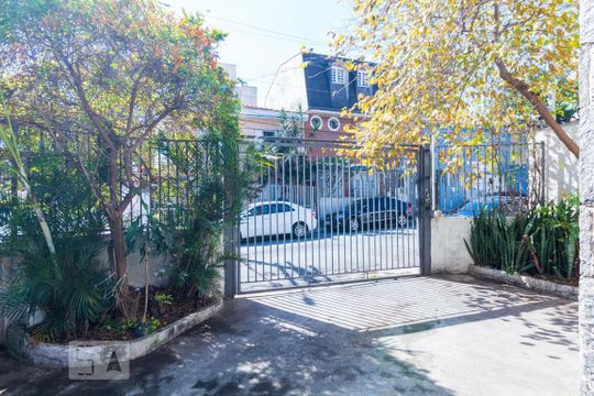Área Externa de casa à venda com 2 quartos, 115m² em Vila da Saúde, São Paulo