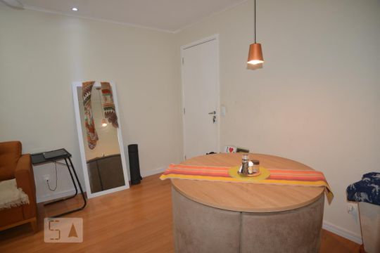 Sala de apartamento para alugar com 2 quartos, 90m² em Campo Grande, Rio de Janeiro