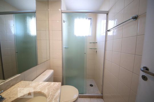 Banheiro de apartamento para alugar com 2 quartos, 92m² em Jardim Taquaral, São Paulo