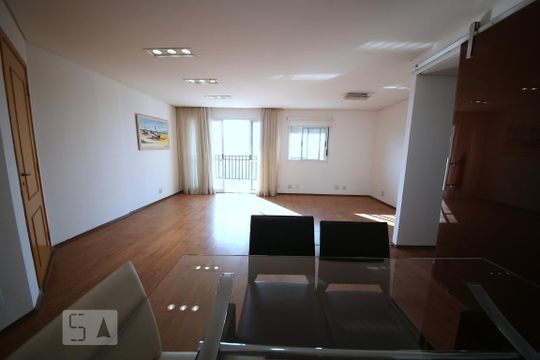Sala  de apartamento para alugar com 2 quartos, 92m² em Jardim Taquaral, São Paulo