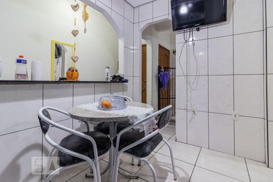 Cozinha de apartamento à venda com 2 quartos, 180m² em Centro Histórico, Porto Alegre