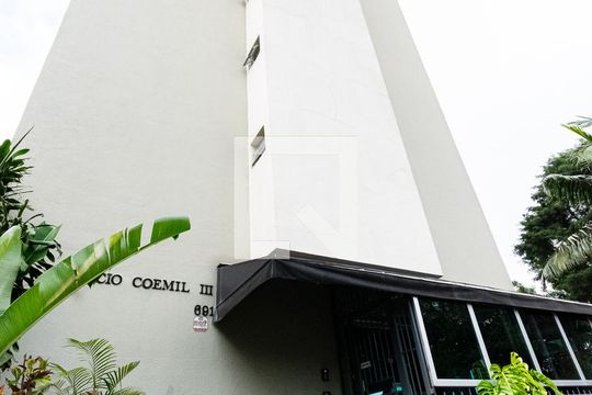 Fachada de apartamento à venda com 2 quartos, 78m² em Vila Alexandria, São Paulo