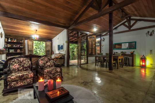 Sala de casa de condomínio à venda com 4 quartos, 250m² em Itanhangá, Rio de Janeiro