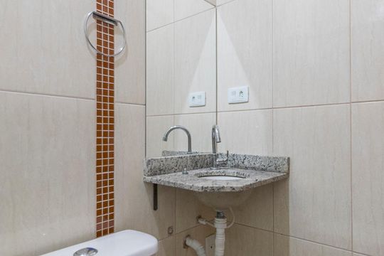 Banheiro da Suíte de apartamento à venda com 2 quartos, 53m² em Vila Progresso, Santo André