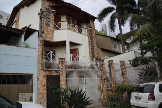 Casa de Condomínio à venda com 5 quartos, 400m² em Taquara, Rio de Janeiro