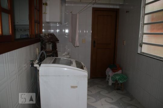 Casa de Condomínio à venda com 5 quartos, 400m² em Taquara, Rio de Janeiro