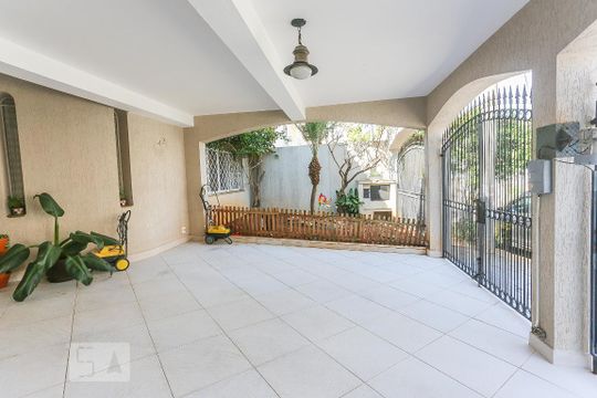 Garagem de casa para alugar com 3 quartos, 258m² em Jardim Bonfiglioli, São Paulo