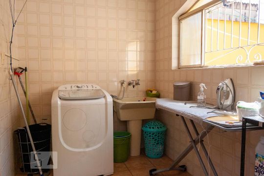 Área de Serviço de casa à venda com 3 quartos, 150m² em Vila Alpina, São Paulo
