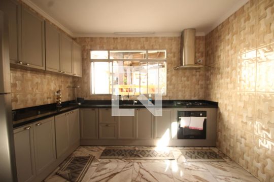 Cozinha de casa à venda com 3 quartos, 511m² em Vila Sônia, São Paulo