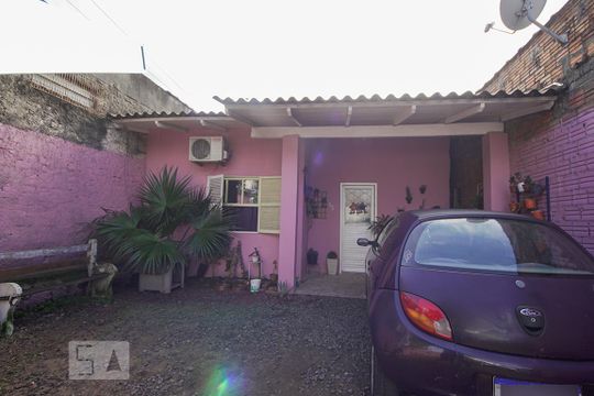 Fachada de casa à venda com 2 quartos, 80m² em Feitoria, São Leopoldo