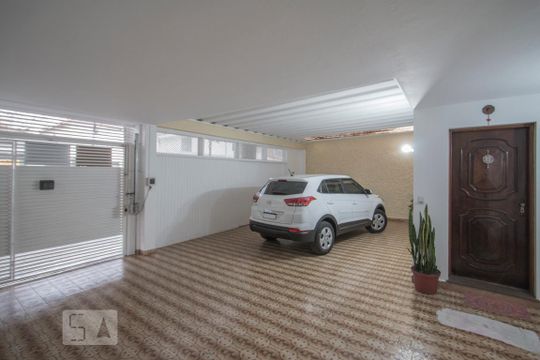 Garagem de casa à venda com 7 quartos, 198m² em Itaim Bibi, São Paulo