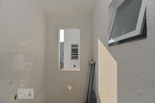 Área de Serviço de apartamento para alugar com 2 quartos, 40m² em Vila Baruel, São Paulo
