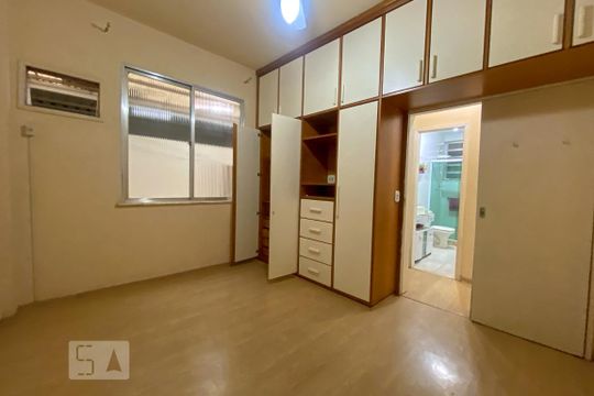 Quarto 1 de apartamento à venda com 2 quartos, 70m² em Bonsucesso, Rio de Janeiro