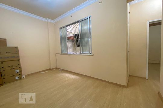 Sala de apartamento à venda com 2 quartos, 70m² em Bonsucesso, Rio de Janeiro