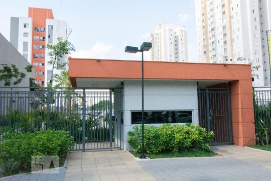 Fachada de apartamento para alugar com 2 quartos, 44m² em Usina Piratininga, São Paulo