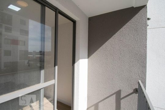 varanda de apartamento para alugar com 2 quartos, 44m² em Usina Piratininga, São Paulo