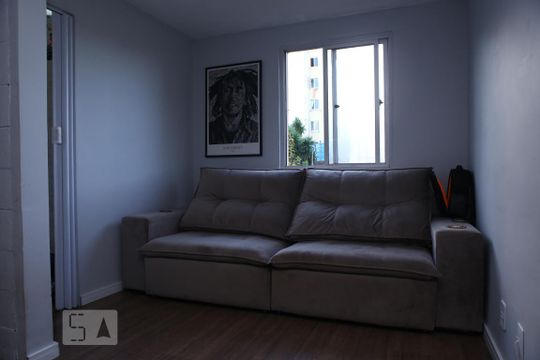 Sala de apartamento à venda com 2 quartos, 36m² em Vila Nova, Porto Alegre