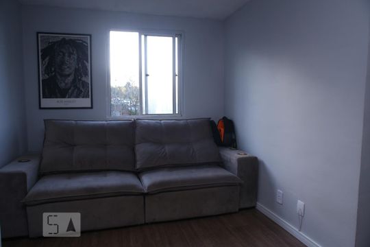 Sala de apartamento à venda com 2 quartos, 36m² em Vila Nova, Porto Alegre