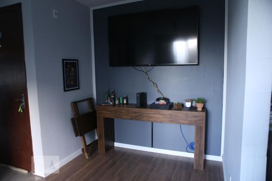 Sala de apartamento à venda com 2 quartos, 36m² em Vila Nova, Porto Alegre