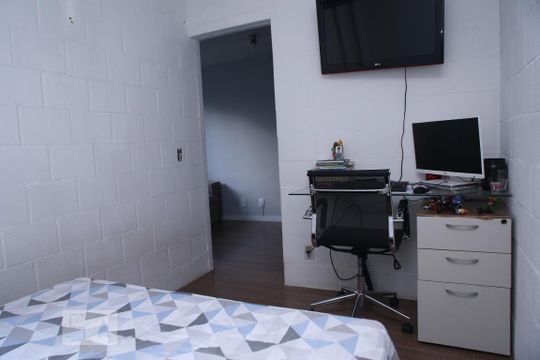 Quarto de apartamento à venda com 2 quartos, 36m² em Vila Nova, Porto Alegre