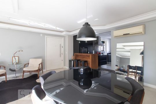 Sala de apartamento à venda com 3 quartos, 181m² em Auxiliadora, Porto Alegre