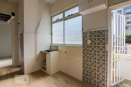 Área de Serviço de apartamento para alugar com 4 quartos, 125m² em Funcionários, Belo Horizonte
