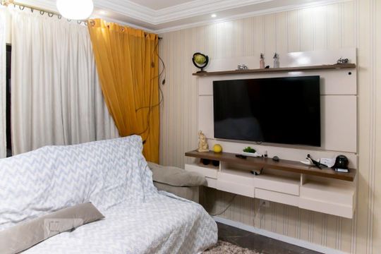 Sala de casa à venda com 3 quartos, 180m² em Parque Santa Madalena, São Paulo